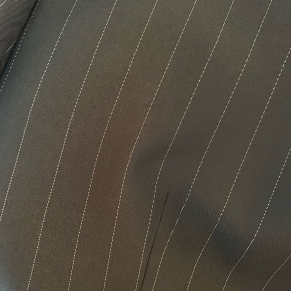 Brand new tags attached dark gray suit - Picture 3 of 4